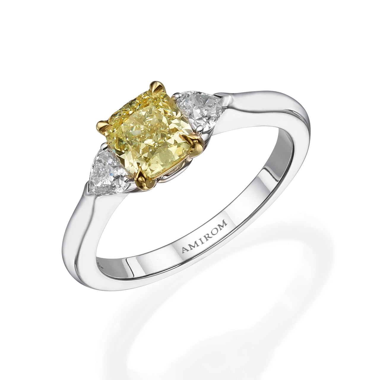 Elegant Fancy-Yellow Diamond Ring